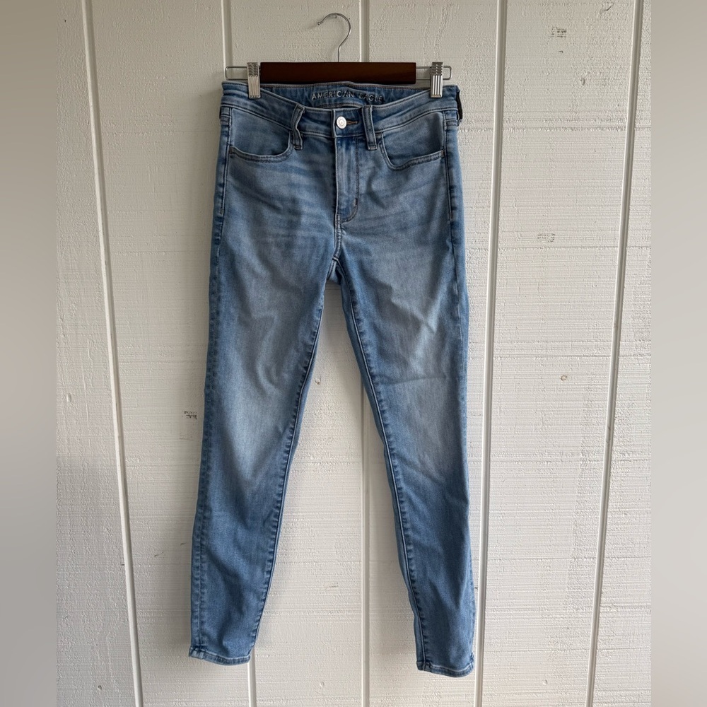 American Eagle Light Wash Jeggings Skinny Jeans Size 6